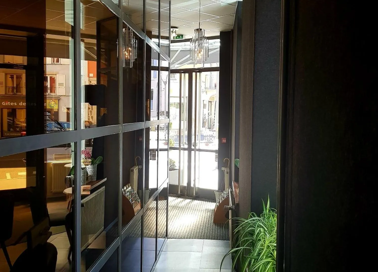 **  Dyke Hotel Le Puy-en-Velay France